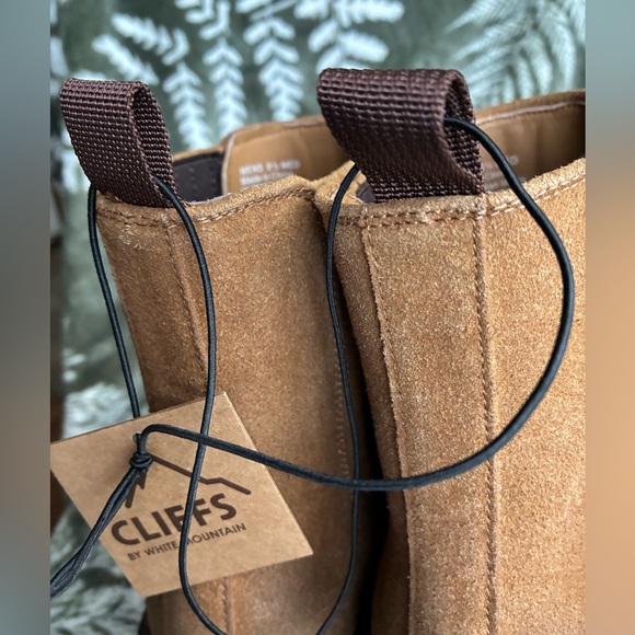 Cliffs by WHITE MOUNTAIN Brown Chelsea Boots - Picture 12 of 14